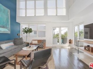 2203 3rd St APT 3, Santa Monica, CA 90405