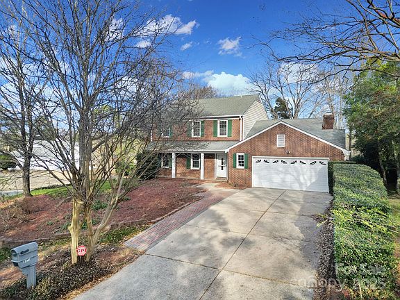 2nd image of 9901 Tealridge Ln