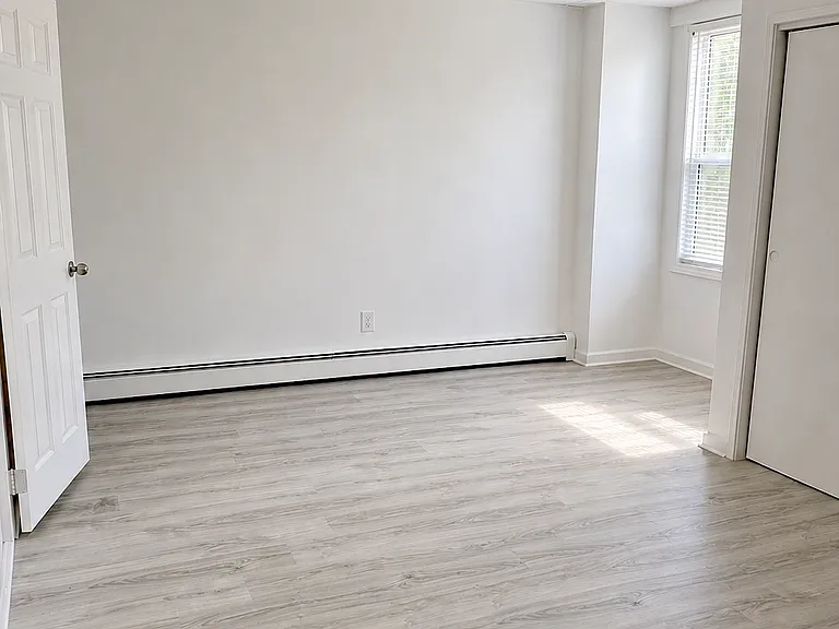 195 Parker Ave #1 — Photo 10