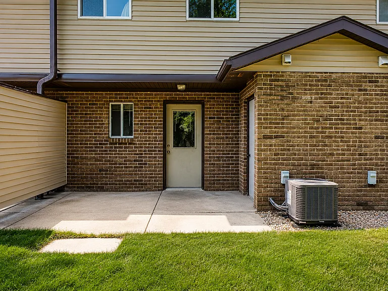 101 Pine Meadow Ct #314 — Photo 8