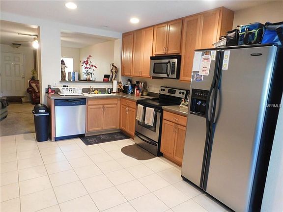 4th image of 10910 Johanna Ave