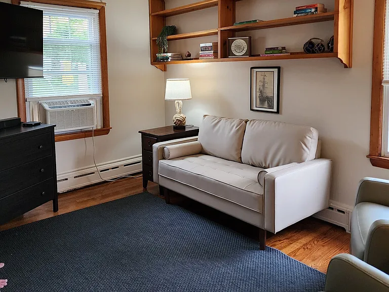 7 E Pattagansett Rd — Photo 14