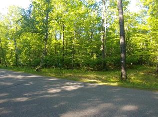 2615 Rangeline Rd, Eagle River, WI 54521