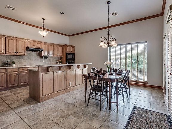 5th image of 2832 NW 170th Ct