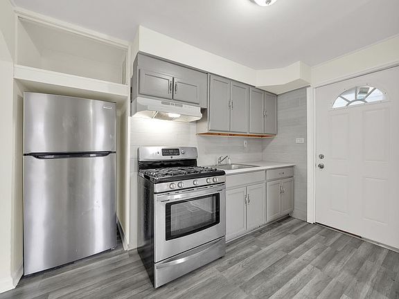 4th image of 1826 N 36th Ave