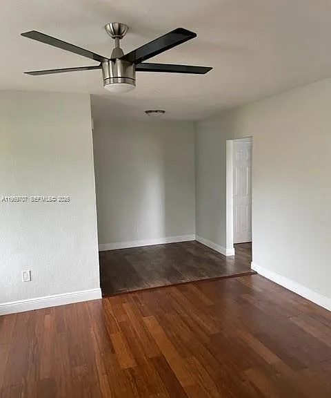 2121 Biarritz Dr #5 — Photo 5