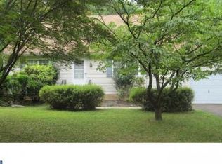 64 Mountain View Rd, Ewing, NJ 08628