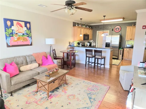 836 W Glenn Ave APT 309, Auburn, AL 36832