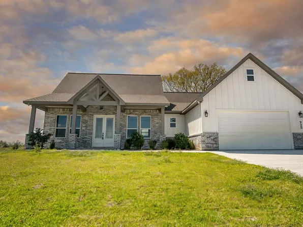 925 Buffalo Trl, Angleton, TX 77515