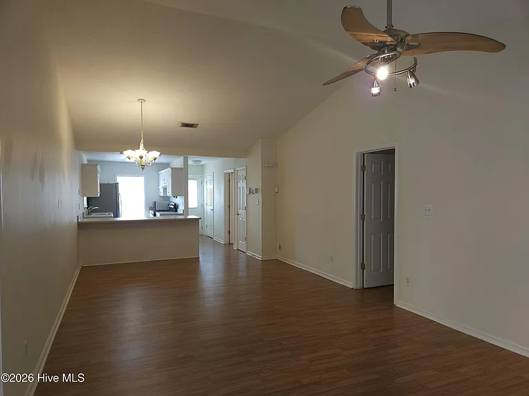 123 Portofino Ln SW — Photo 3