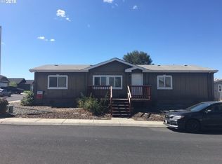 3050 Blue Jay St, Umatilla, OR 97882