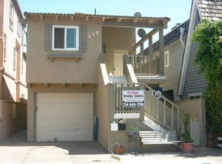 210 9th St, Huntington Beach, CA 92648