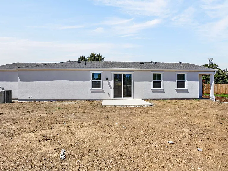 6525 Jacinto Ave — Photo 33