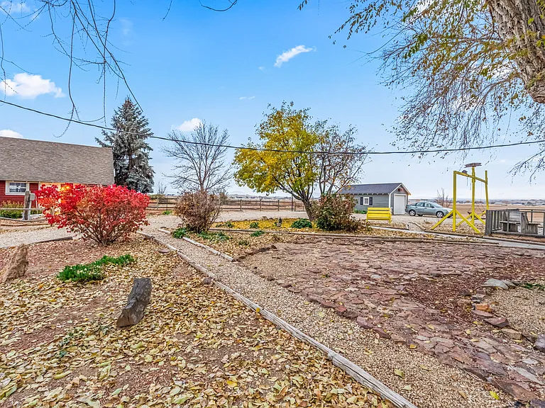 10065 1/2 Deer Flat Rd — Photo 3