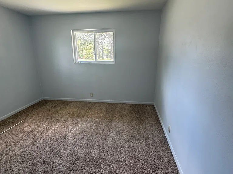 3320 Indiana Ave — Photo 5