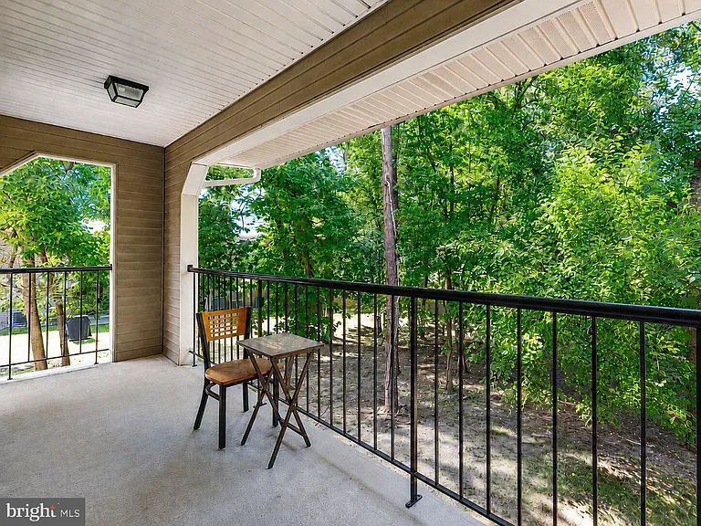 19 Summit Ct — Photo 17
