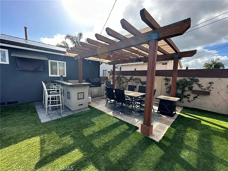 5311 Hendricksen Dr — Photo 30