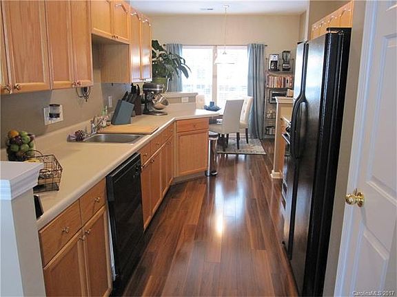 2nd image of 9538 Glenashley Dr #105