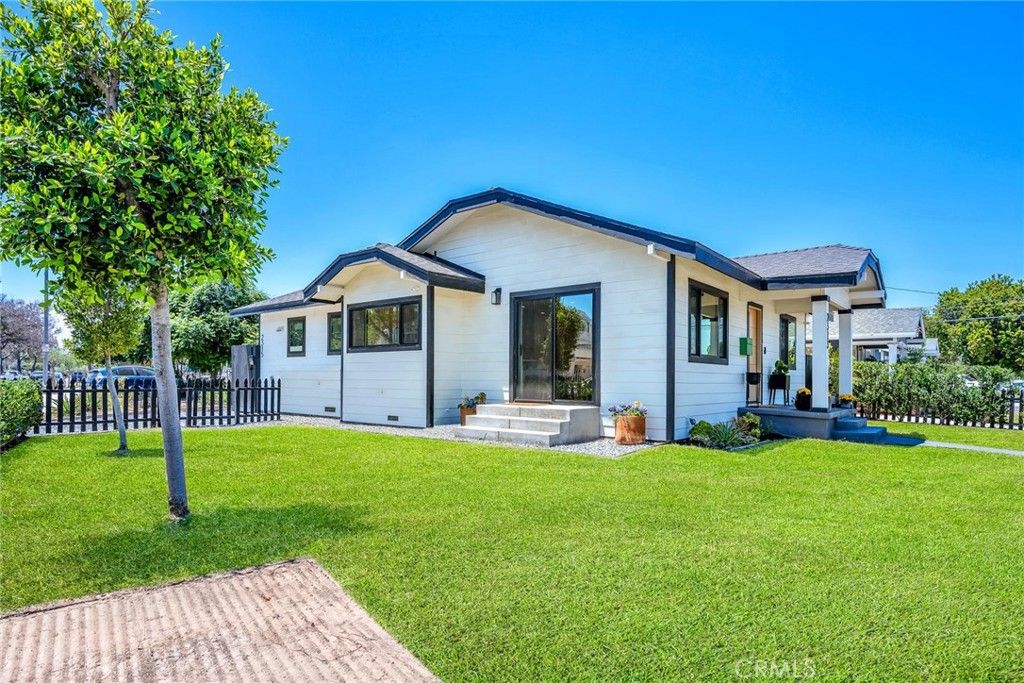 2313 Andreo Ave, Torrance, CA - View 3
