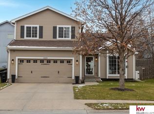 15009 Redman Ave, Omaha, NE 68116