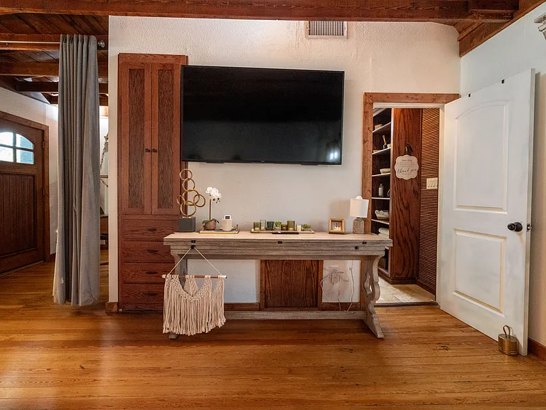 508 W Louisiana St — Photo 24