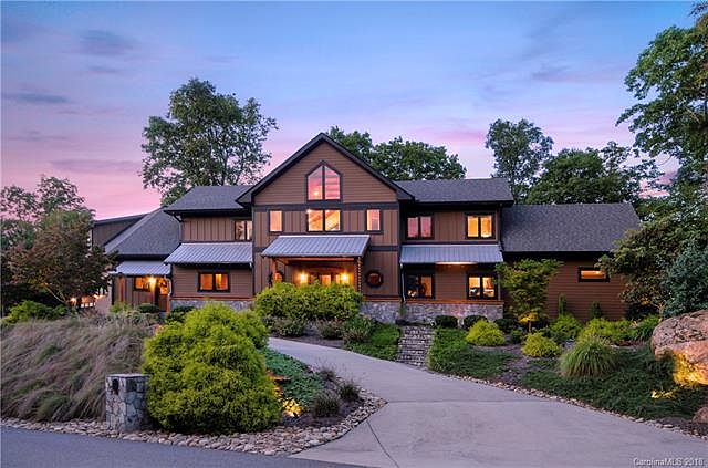 1st image of 665 Hickory Dr