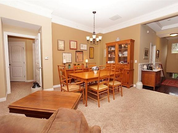 3rd image of 400 Riverpointe Dr Unit 3