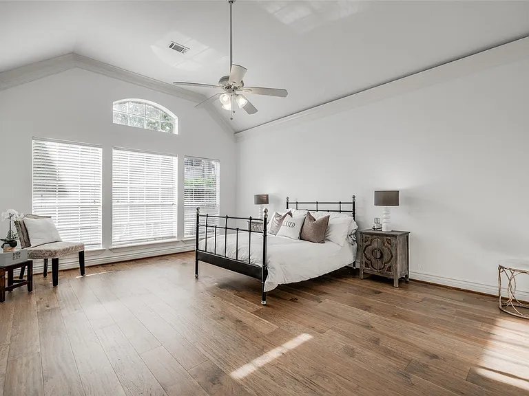 5534 Honor Dr — Photo 19