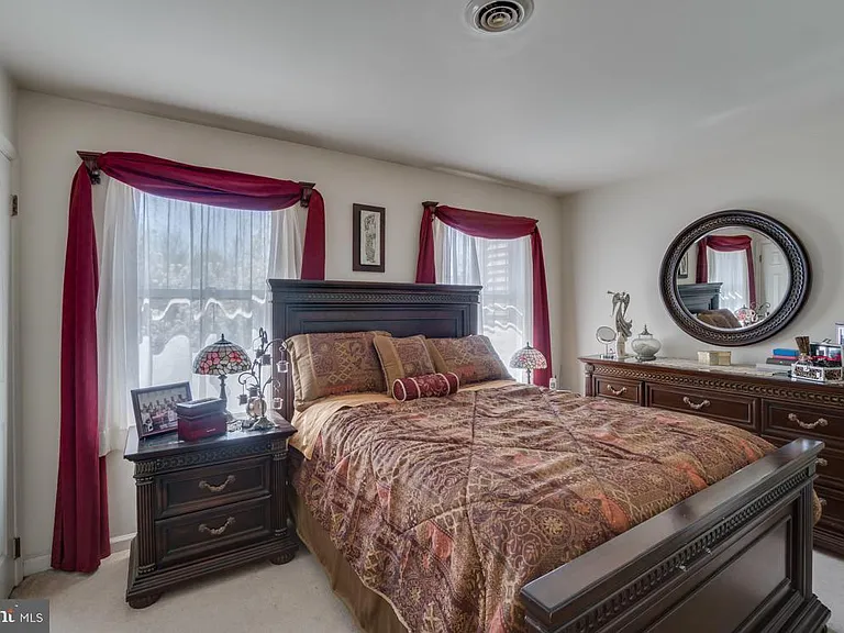 5135 Redbud Rd — Photo 5