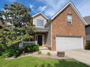 1136 Oatlands Park, Lexington, KY 40509