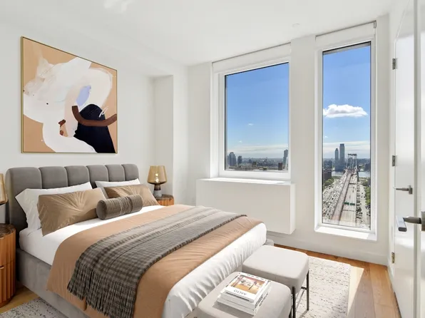 125 Delancey Street image 4 of 14