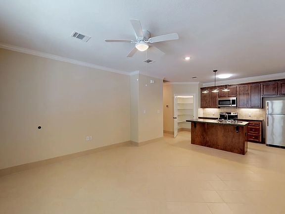 2nd image of 3333 Boettcher Dr #104