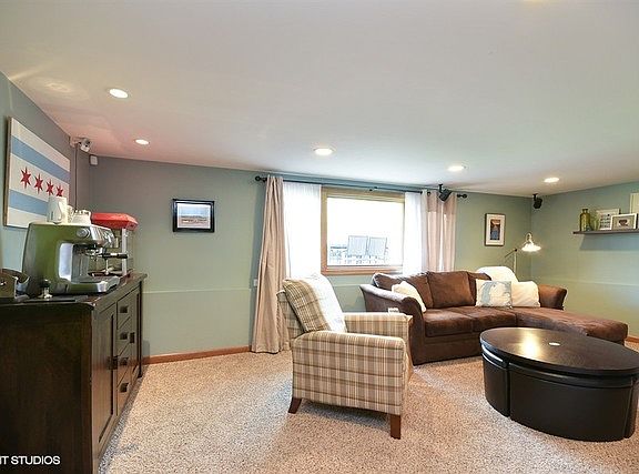 5th image of 18523 Christina Dr