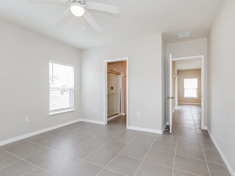 1658 Redfin Dr — Photo 9