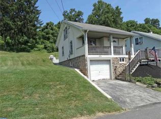 374 Dehaven St, Conshohocken, PA 19428