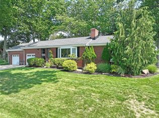 4636 Meadowgreen Dr, Pittsburgh, PA 15236