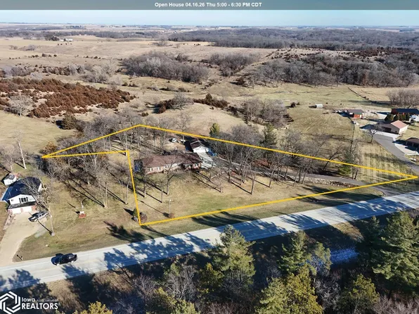 2290 Jefferson Rd, Manchester, IA 52057