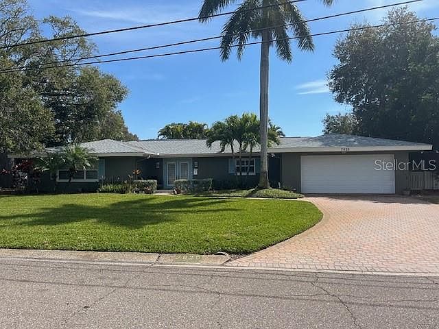 1st image of 7920 GARDEN DR N