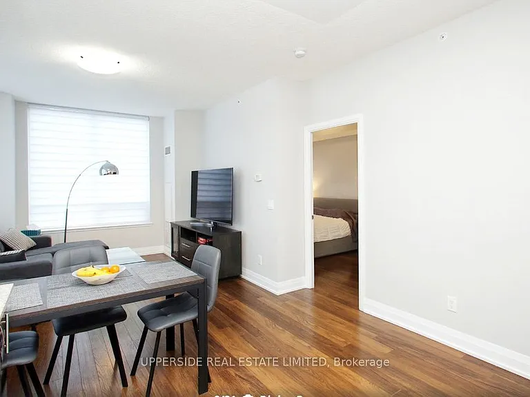 85 N Park Rd #512 — Photo 2