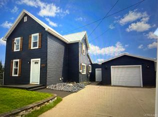 475 River St, Ishpeming, MI 49849