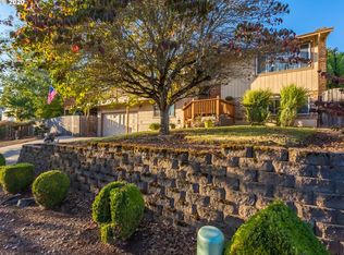 38351 Miller St, Sandy, OR 97055