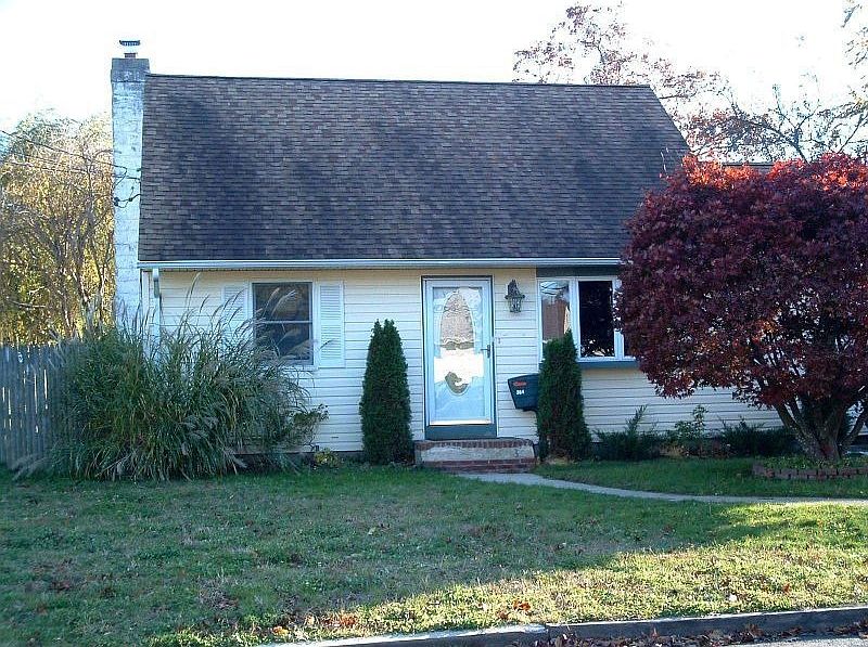 364 Kurzon Rd, West Islip, NY 11795 Zillow