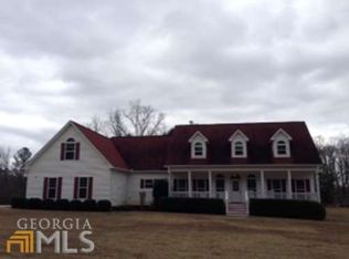 400 Grooms Cir, Fayetteville, GA 30215