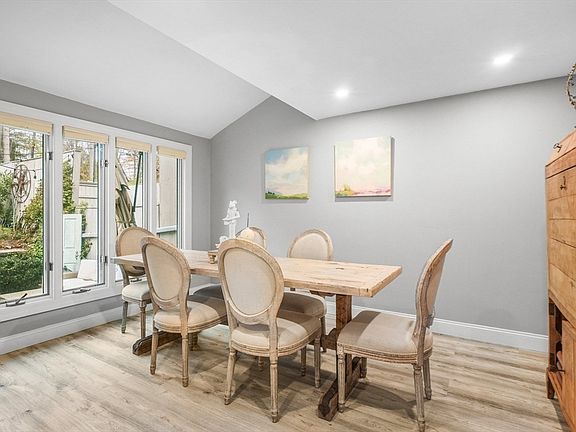 2nd image of 115 Mill Pond Unit 115