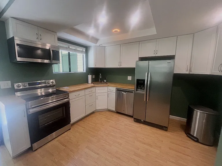 3335 Broad St #12 — Photo 2