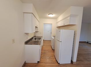 214 Place Apartments, Minneapolis, MN 55403