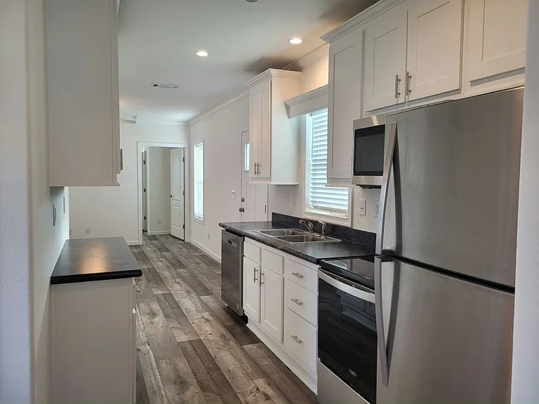5552 Annette St #53 — Photo 16