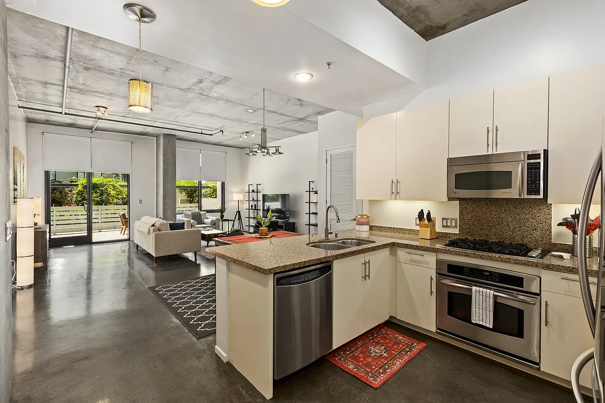 1 bed, 1187 sqft, $4,600 — Photo 4