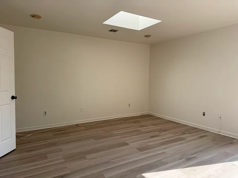 57 Princeton Ave #D — Photo 2