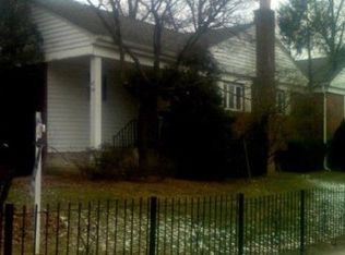 6904 223rd St, Oakland Gardens, NY